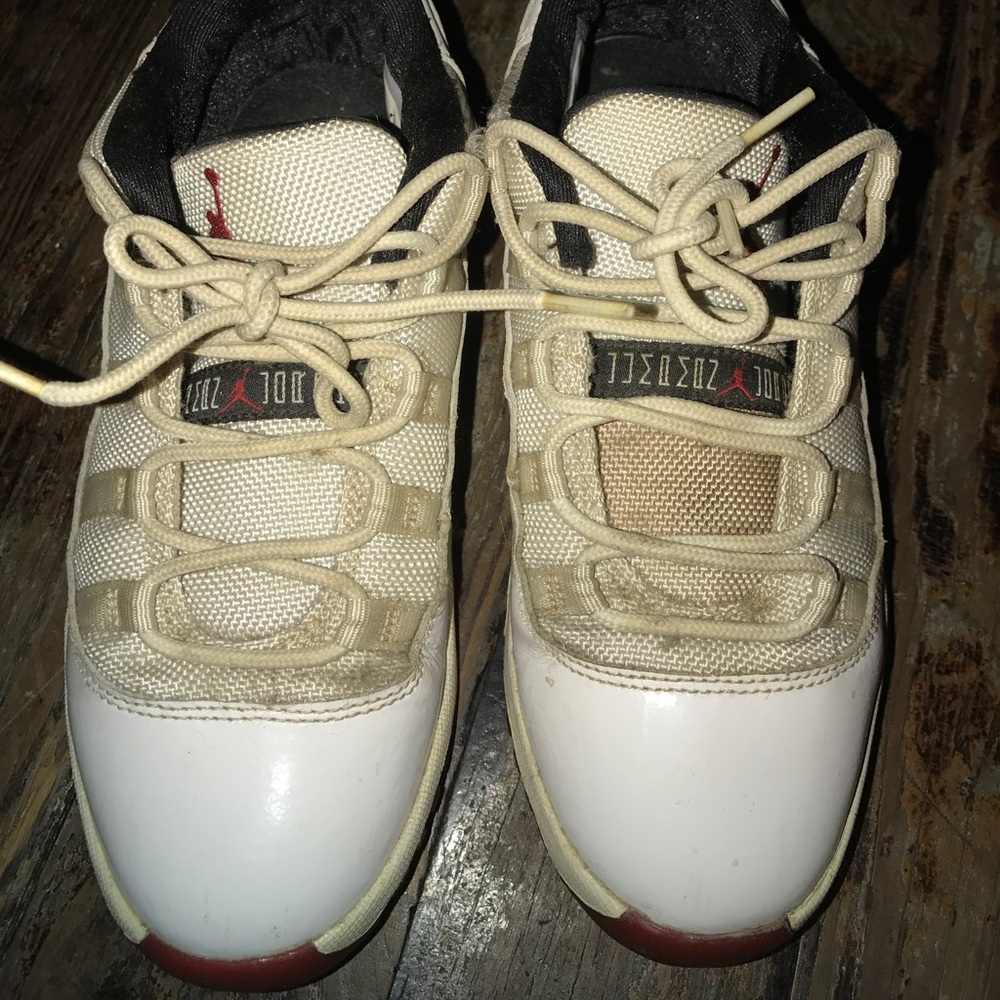 Jordan lowtop 11s sz3